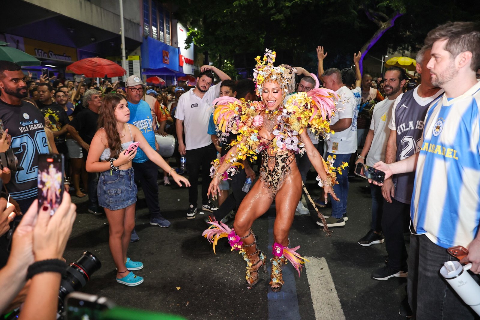 Sabrina Sato Fts Anderson Borde Agnews 563 1 