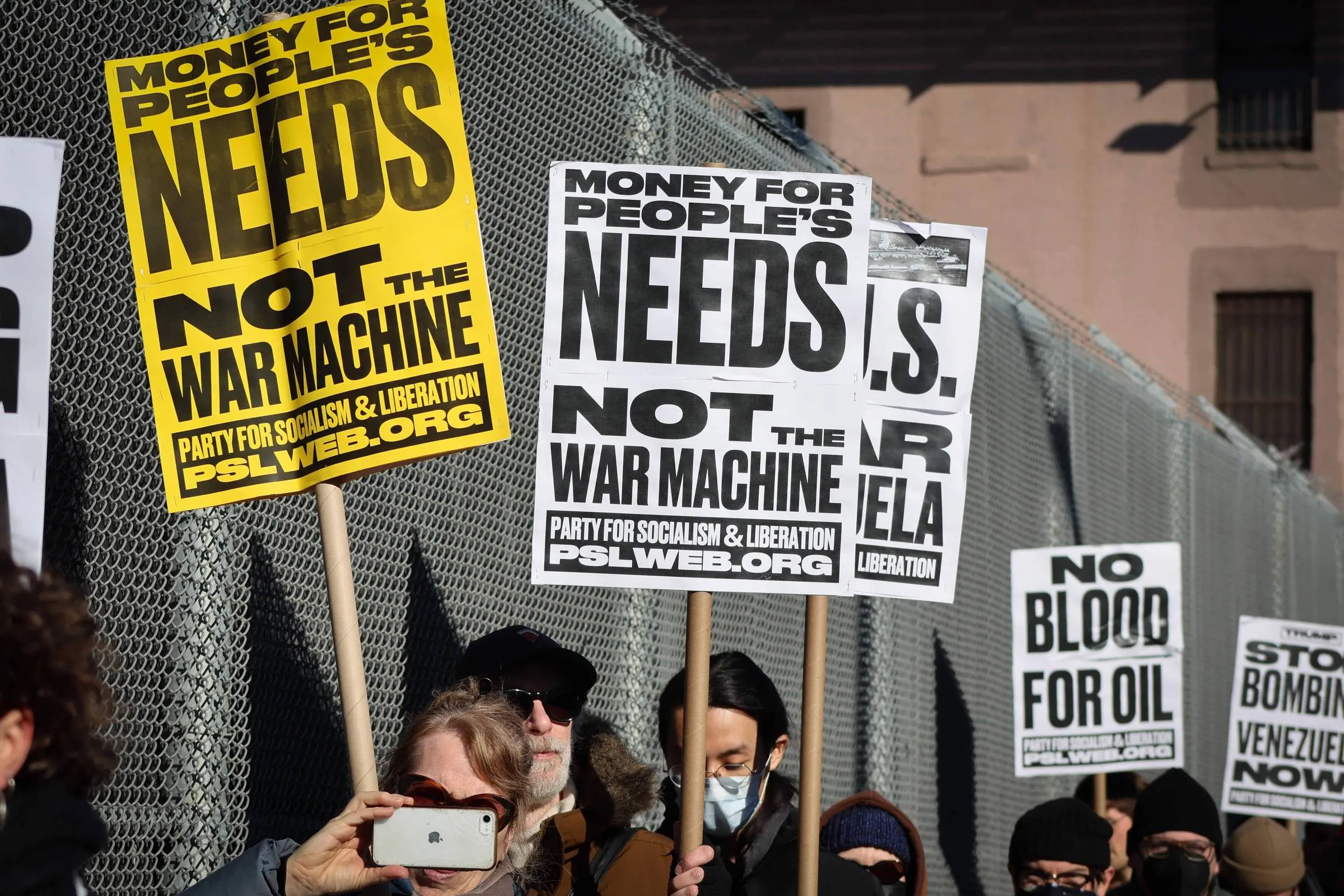 1767566506695aecaae3d13 1767566506 3x2 Rt