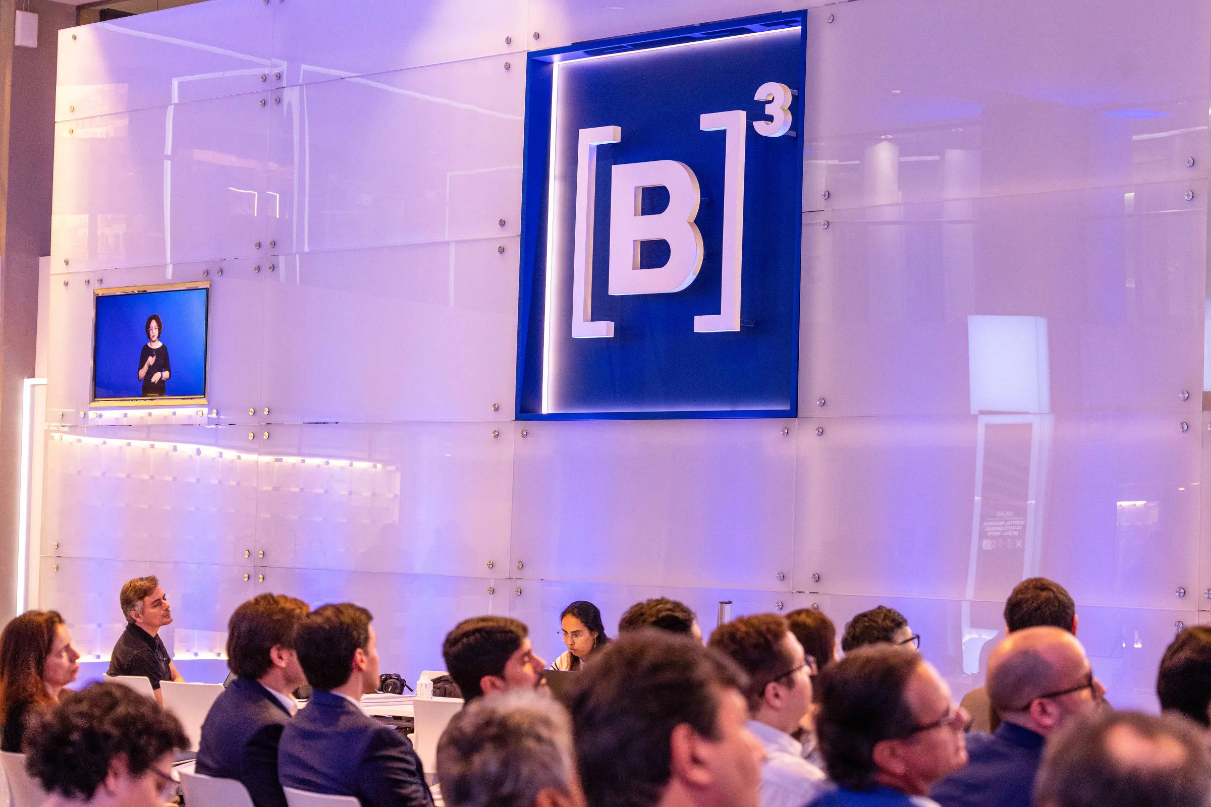 1765472546693af922b90e7 1765472546 3x2 Rt